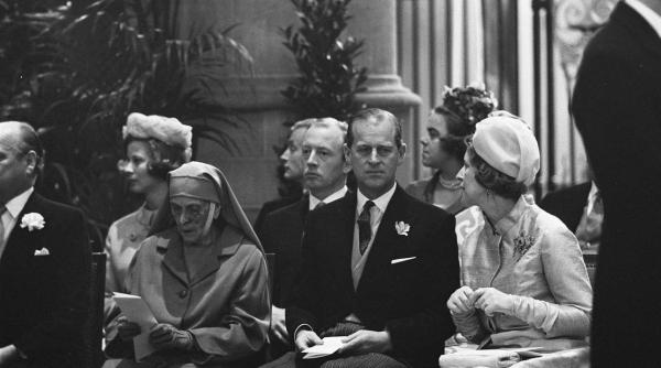 printesa alice a greciei mama printului filip o viata de filantropie si daruire a fost numita dreapta si erou al holocaustului