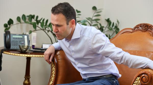 cu o zona din sectorul 3 am putea ajunge direct pe harta lumii cu o singura conditie daca ar fi de acord nicusor dan video