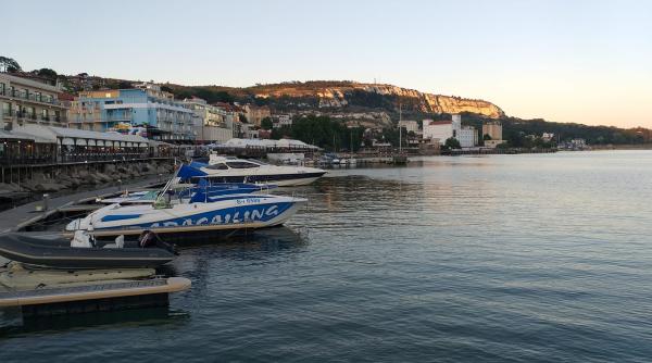 micul paradis al romaniei mari o destinatie ideala de a ti petrece vacanta de vara foto