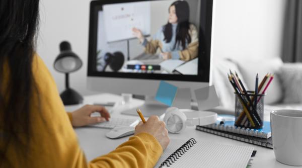 digitaliada deschide o noua runda de inscrieri 50 de scoli au sansa sa faca parte din program