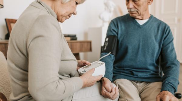 masurarea tensiunii arteriale cum se realizeaza corect si care sunt valorile normale ale tensiunii