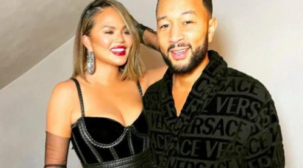 chrissy teigen si john legend asteapta un copil