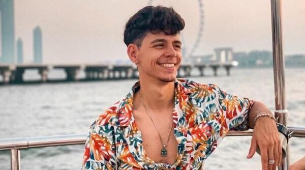 oracolul vedetelor 20 de intrebari pentru emilian