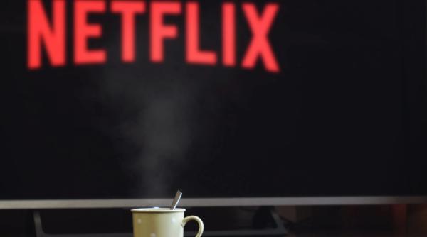 au cumparat filme vechi si apoi au trecut la desene animate bulai a renuntat la netflix au incercat sa foloseasca o calitate net inferioara