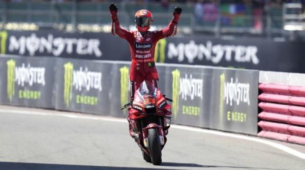 italianul francesco bagnaia ducati a castigat marele premiu al marii britanii la motogp