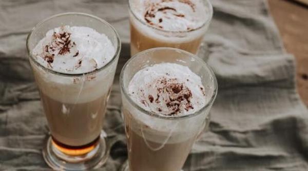 frappe sau freddo batalia celebrelor cafele grecesti cu gheata cum se prepara