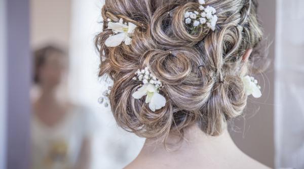 a murit in ziua nuntii o femeie a asteptat pana la 61 de ani ca sa se casatoreasca cu dragostea vietii ei