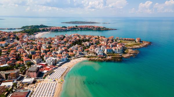 valuri de turisti rusi in bulgaria nu este un numar mic de oameni