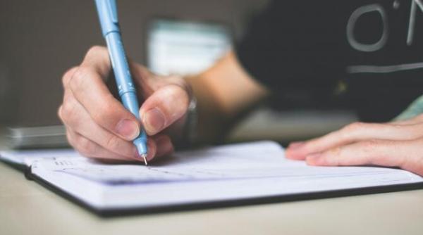 bac 2022 sesiunea de toamna marti 16 august are loc proba scrisa la limba romana