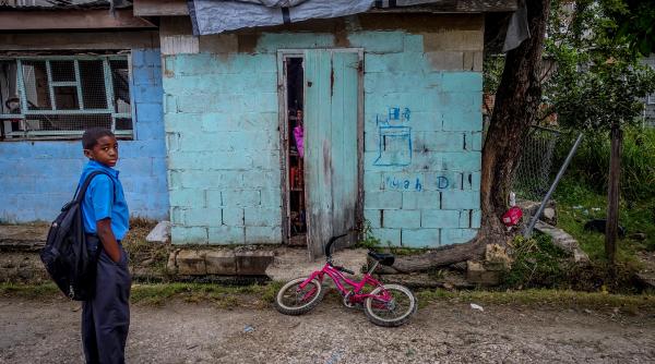 cand saracia strica educatia n avem bani domnu suntem amarati fata sa stea acasa sa nvete sa fie femeie gelu duminica daca as primi cate un banut de cate ori am auzit asta as fi bogat