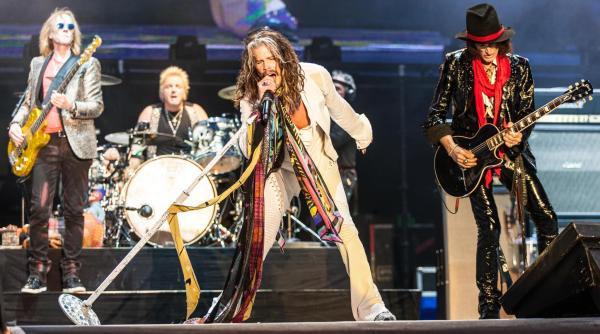 concert aerosmith pe radio dc news a little south of sanity 1998 continua seria midnight live concerts