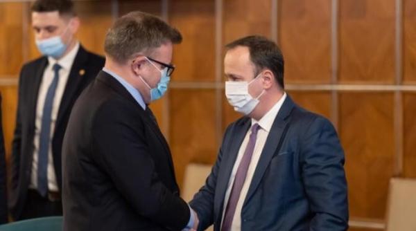 capcana in care au cazut caciu si budai referendum pentru pensiile speciale