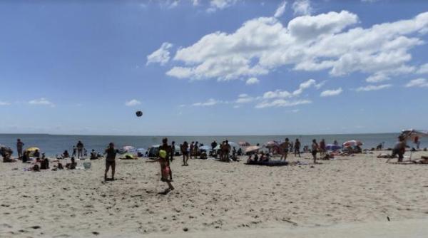 o mina de razboi a explodat si a ucis doi oameni pe plaja in odesa chirieac este o nebunie nordul marii negre e o zona mortala