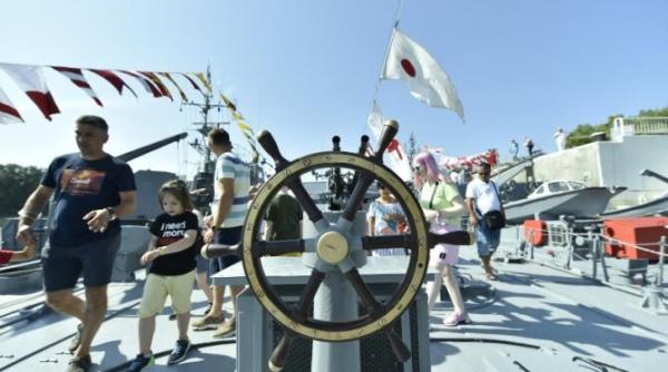 ziua marinei sarbatorita de fortele navale la bucuresti tulcea constanta mangalia braila galati si bicaz
