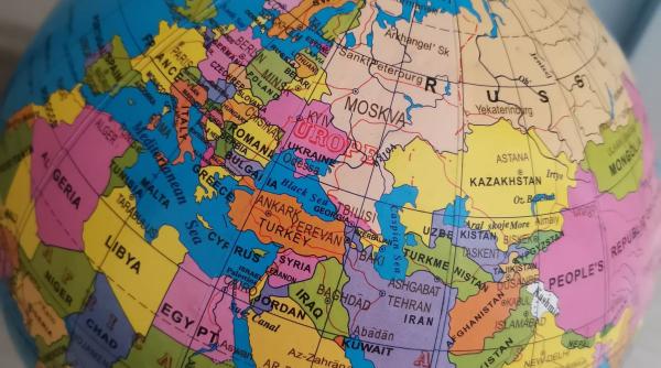 urmatoarea tara de pe lista lui putin pericolul e chiar la granita romaniei avertismentul unui expert american va incepe un nou razboi