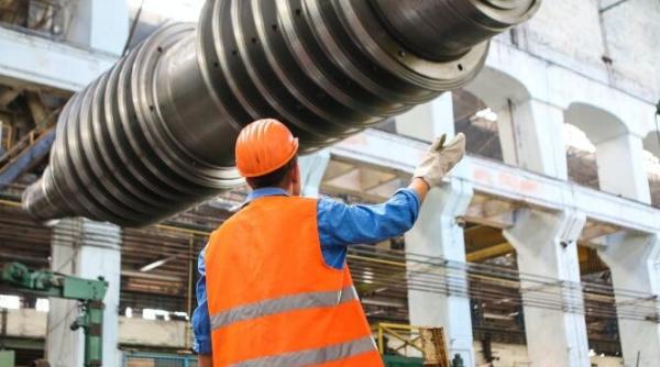 cresterea de 5 8prc a economiei o ultima noapte de bal ne vom trezi cu o durere de cap adrian negrescu vorbim de o situatie conjuncturala