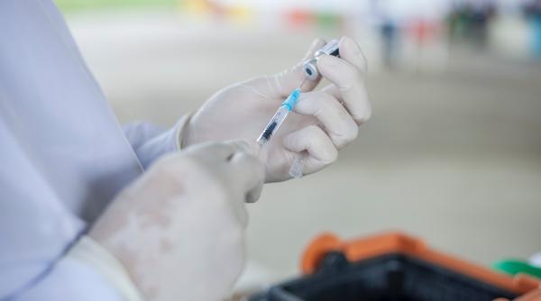 poliomielita risc de reaparitie dupa trei decenii avertismentul unui medic