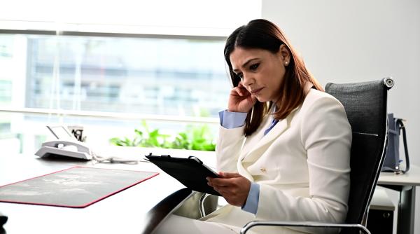 un nou personaj intrigant tulbura povestea ultimului sezon adela