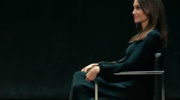 angelina jolie marturii cutremuratoare pentru fbi ce i ar fi facut brad pitt in 2016 de fata cu copiii