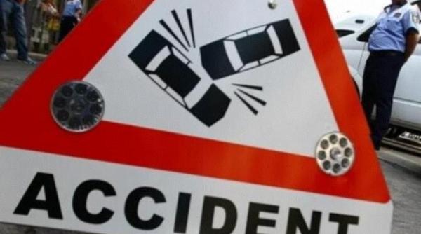 sase persoane ranite intr un accident rutier produs pe autostrada cinci autovehicule implicate