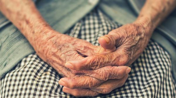 a decedat a doua cea mai varstnica persoana din lume s a nascut in imperiul austro ungar