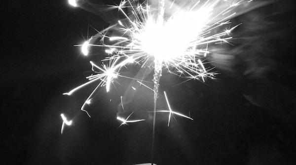 careu saturn uranus ce aduc marele malefic si planeta surprizelor pentru fiecare zodie atentionare pentru taur leu scorpion si varsator