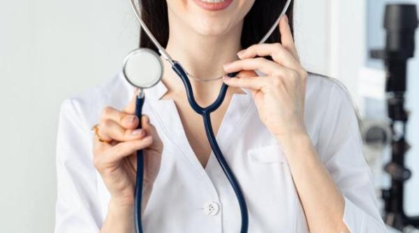 medicii voluntari au oferit un numar record de consultatii medicale pe litoral campania de preventie a umfcd asuma ti sa fii sanatos litoral 2022