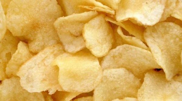 chipsuri ultra usoare preparate in cuptorul cu microunde o portie are mai putin de 50 de calorii