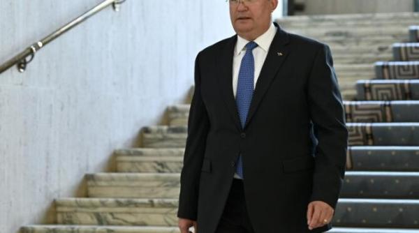 ciuca intrevedere cu reprezentantii fondului proprietatea discutiile au vizat si pregatirile pentru listarea la bvb a hidroelectrica si salrom