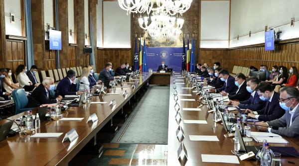 ceremonie dedicata sportivilor care au obtinut performante la guvernul romaniei david popovici va lipsi