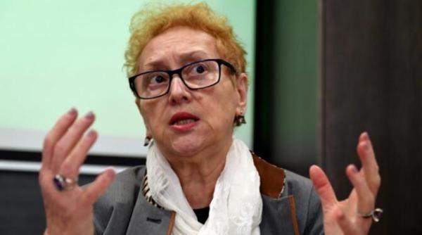 revizuirea constitutiei renate weber aici avem de fapt o problema