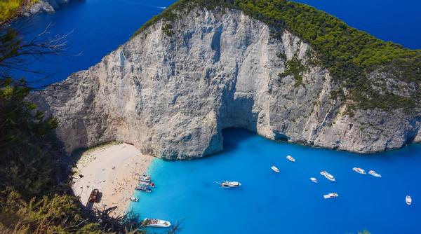 escrocherie vizati sunt romanii aflati in vacanta in grecia trebuia sa platesc 120 de euro i s au cerut 1 400 in schimb