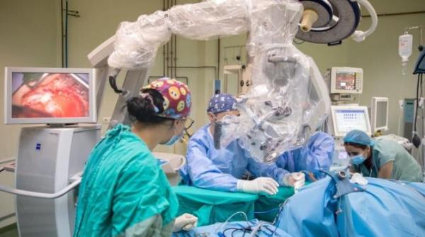 operatie in premiera la spitalul militar central prima interventie de chirurgie a epilepsiei farmacorezistente