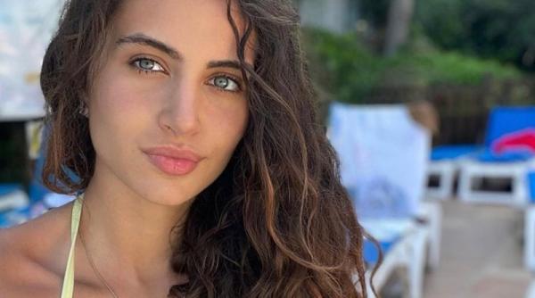 prima finalista a unui concurs de frumusete care concureaza fara machiaj