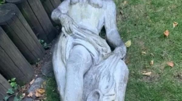 o fetita din italia a fost zdrobita de o statuie de 200 kg in munchen copila de 7 ani a murit