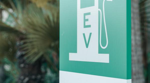 oficial toyota avertisment piata nu este pregatita pentru masini electrice si nici infrastructura