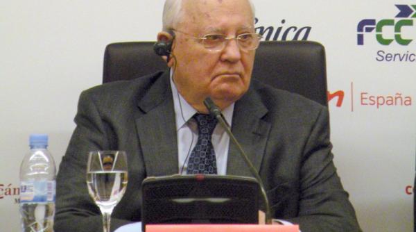 tass a murit mihail gorbaciov