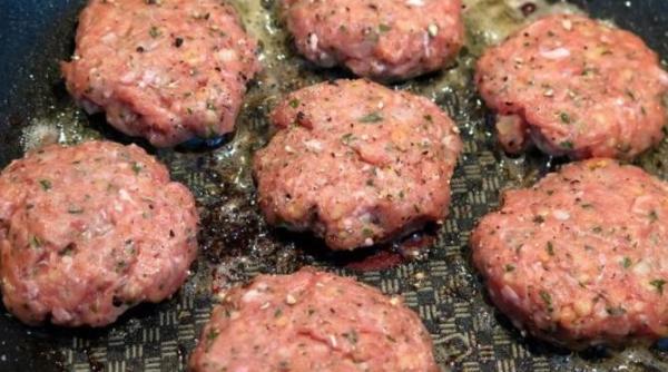 inlocuiti painea din chiftele cu acest ingredient vor fi suculente si savuroase