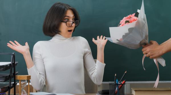 cat costa florile in prima zi de scoala