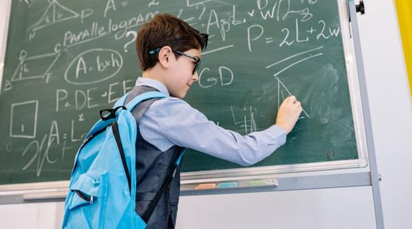 problema scolilor din romania care au inca wc ul in fundul curtii pare ca nu are final desi banii au fost furnizati de ministerul educatiei primarii tac malc