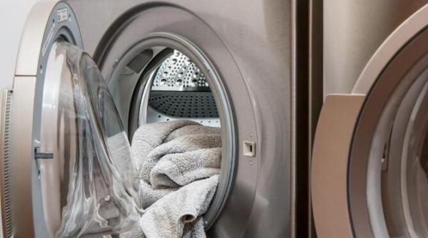 ai pus otet in masina de spalat economisesti un pumn de bani iata ce trebuie sa faci