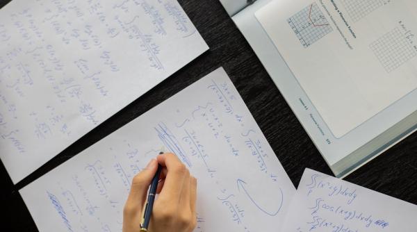 evaluare nationala 2023 calendarul complet al probelor pentru elevii de clasa a 8 a