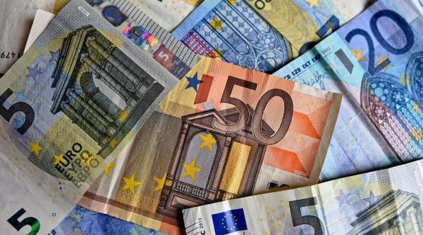 banca centrala europeana a majorat dobanda cheie cu 75 de puncte si promite alte mariri