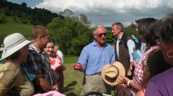bogdan chirieac dupa ce regele charles a preluat atributiile reginei elisabeta a ii a unul dintre cei mai buni ambasadori ai romaniei in lume