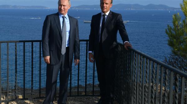 macron i a cerut lui putin sa opreasca operatiunea din ucraina