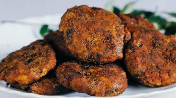 chiftele din ceapa fara niciun gram de carne mesenii vor fi cuceriti de gustul lor