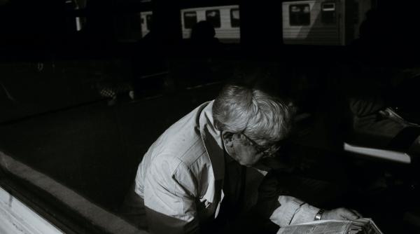 conspirationistii din mass media paradoxul panicii val valcu emotia cel mai usor de starnit este frica batalia pentru cititor e foarte dura