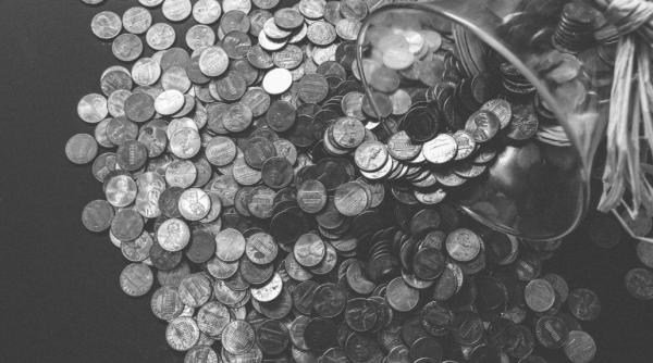 cresterea economica si rezilienta golban doar cancerul creste la nesfarsit valcu ratiunea merge pe echilibru insa logica economica e alta