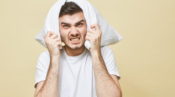 dormi doar cateva ore pe noapte nu te odihnesti cat trebuie ai sanse sa te transformi intr un egoist incurabil