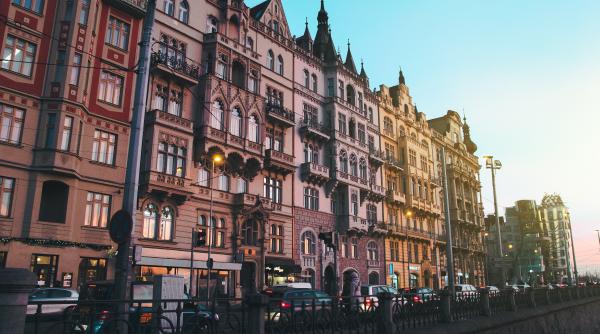 in praga cauciucurile masinilor ucrainenilor au fost perforate